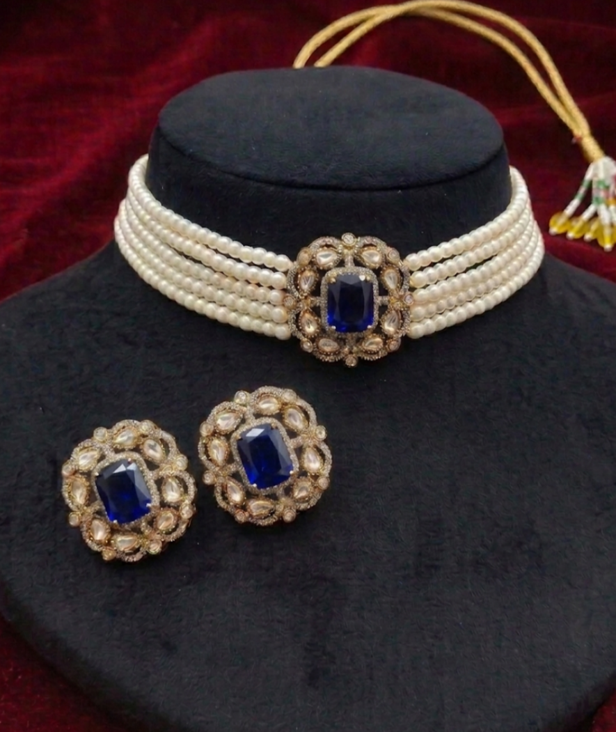 Noor Pearl Royal Choker