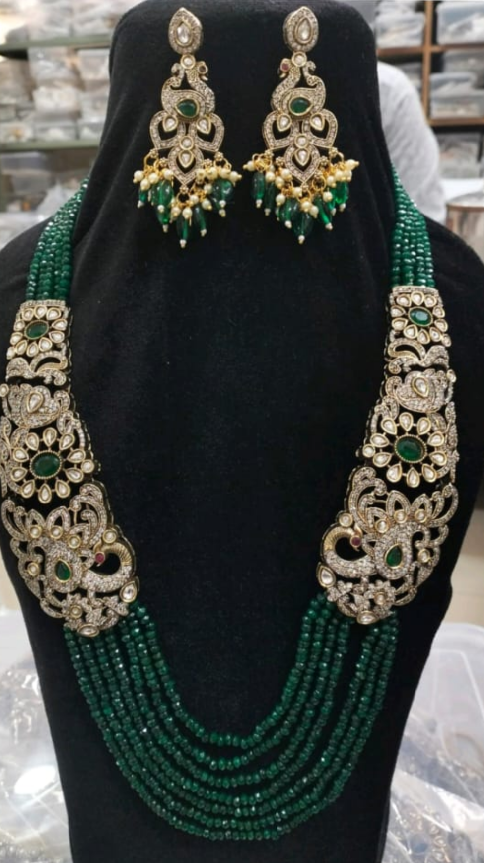 Gulnaar Royal Haar