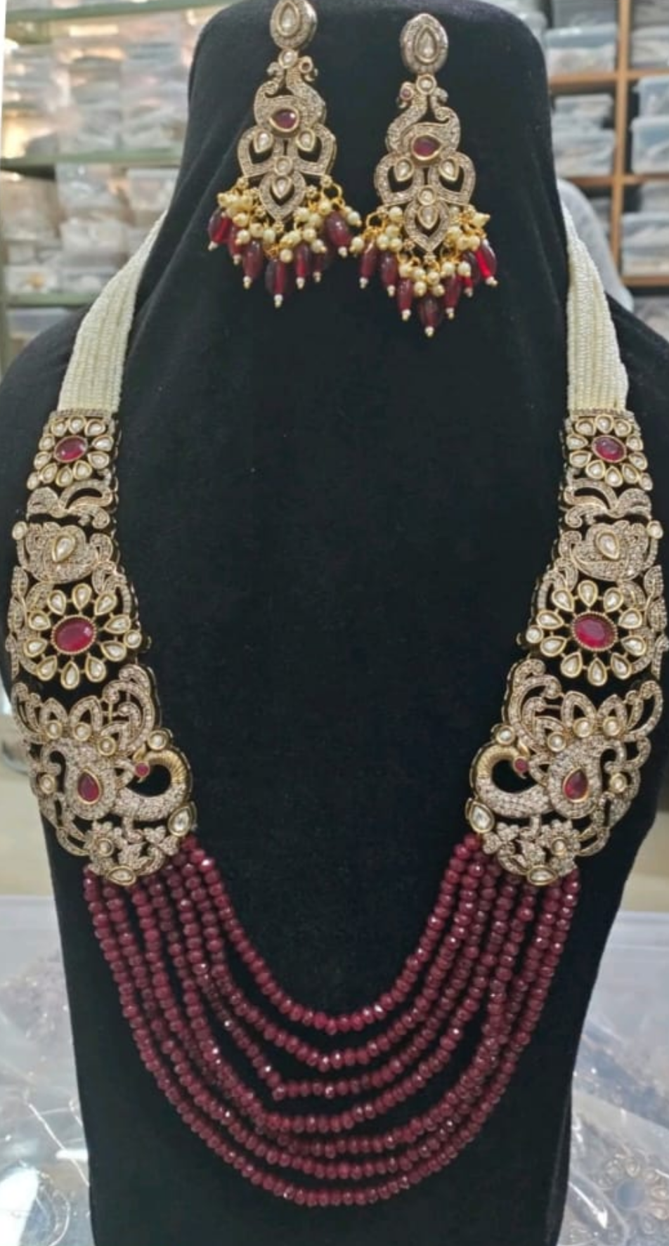 Gulnaar Royal Haar